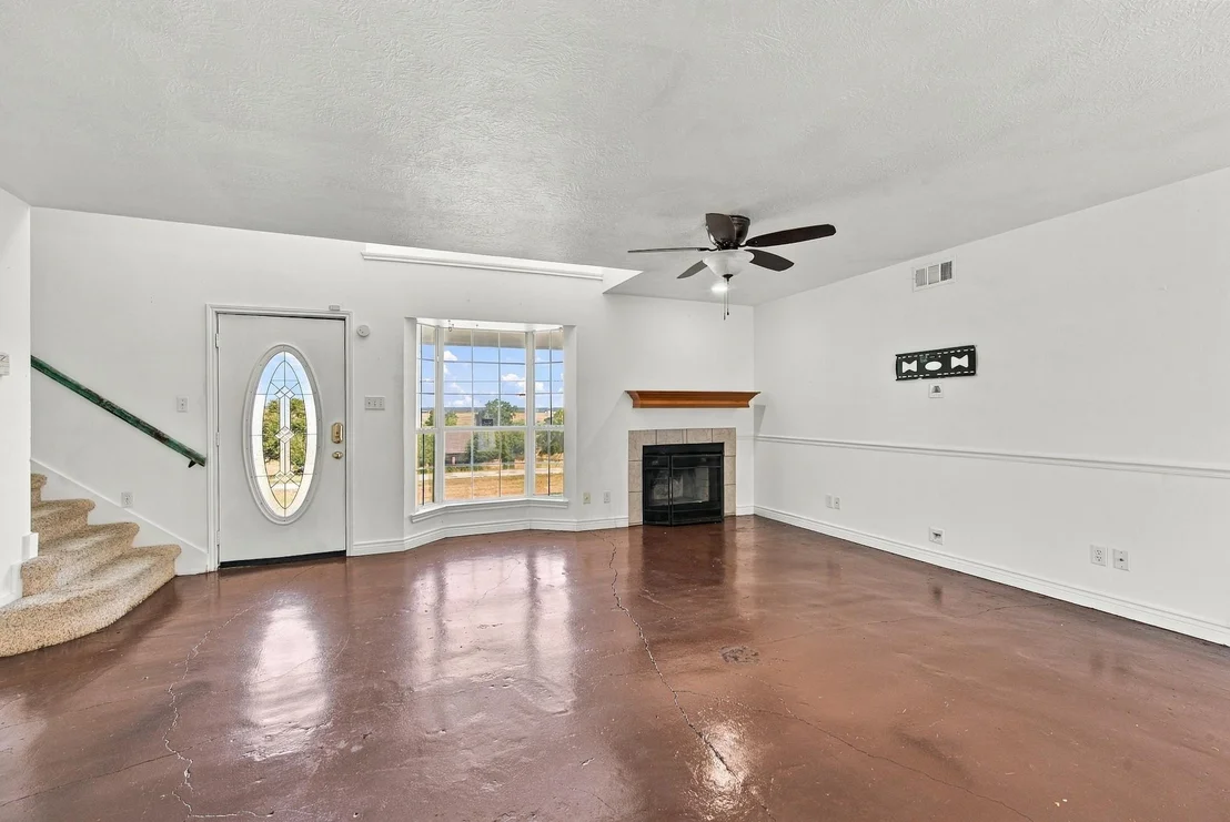 Photo of 2201 Bluebonnet Boulevard