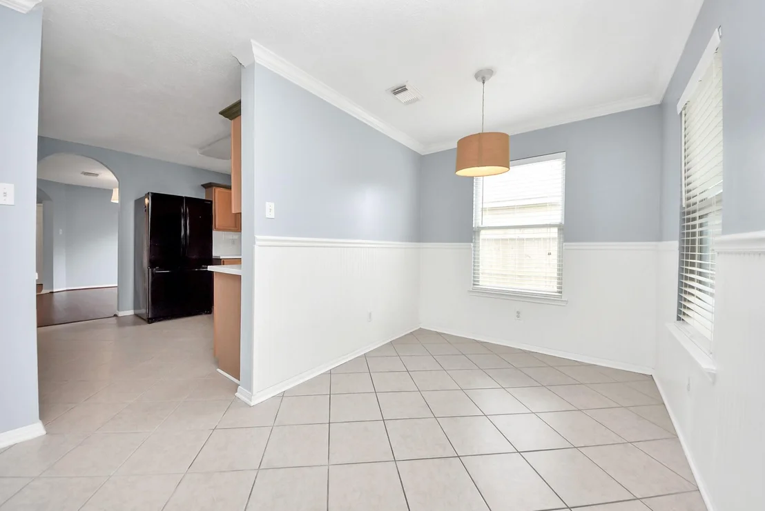 Photo of 7238 Foxshadows Lane