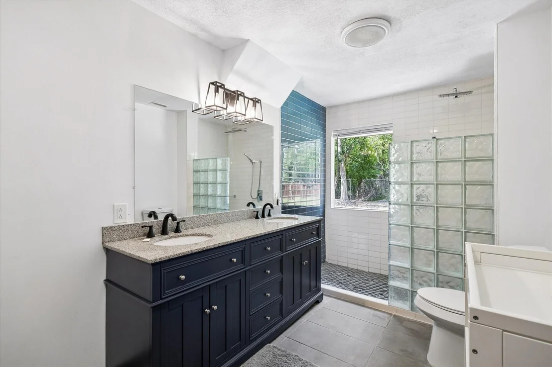 Photo of 9805 Shadow Wood Drive