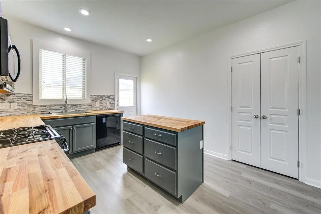 Photo of 6539 Dayridge Lane