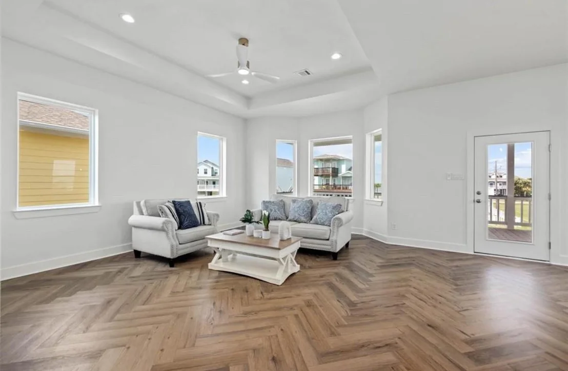 Photo of 23107 Miramar Circle