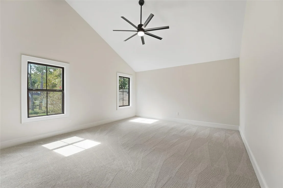 Photo of 4907 Pine Garden Drive E