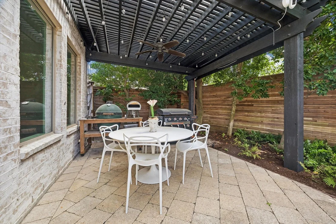 Photo of 6151 Chevy Chase Drive