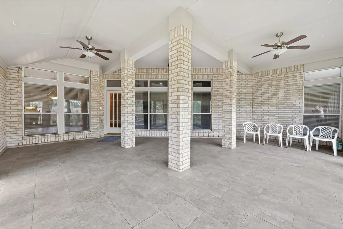 Photo of 1202 Waterside Estates Circle