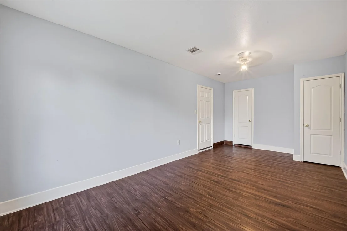 Photo of 3918 Tavenor Lane