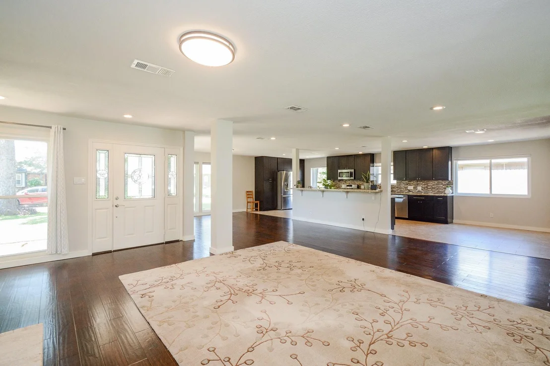 Photo of 2906 Shadowdale Drive