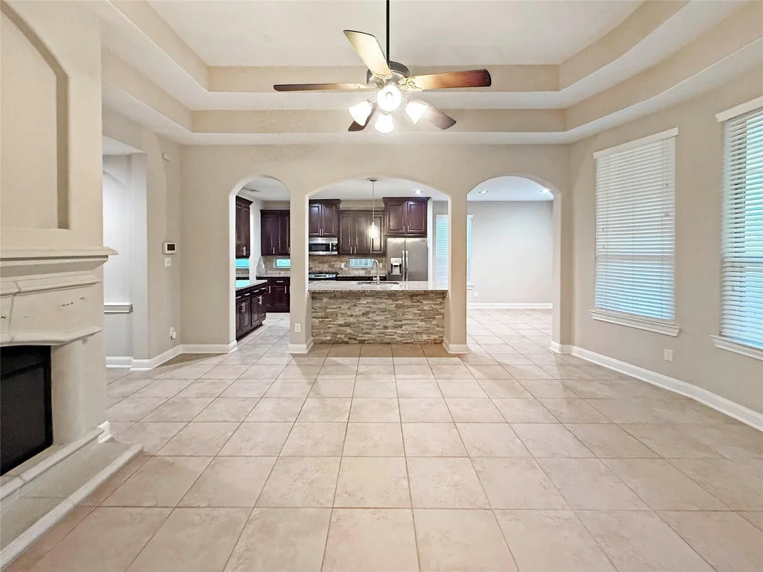Photo of 110 N Pinto Point Circle