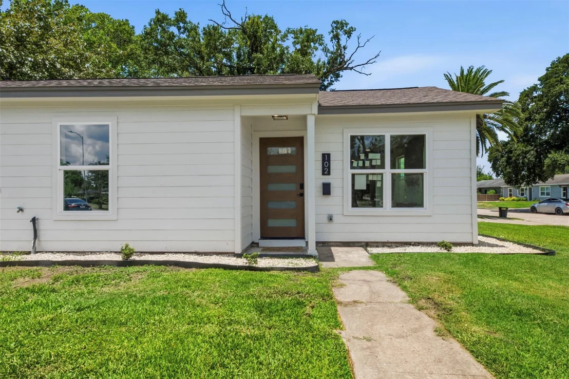 Photo of 102 Tilden Drive