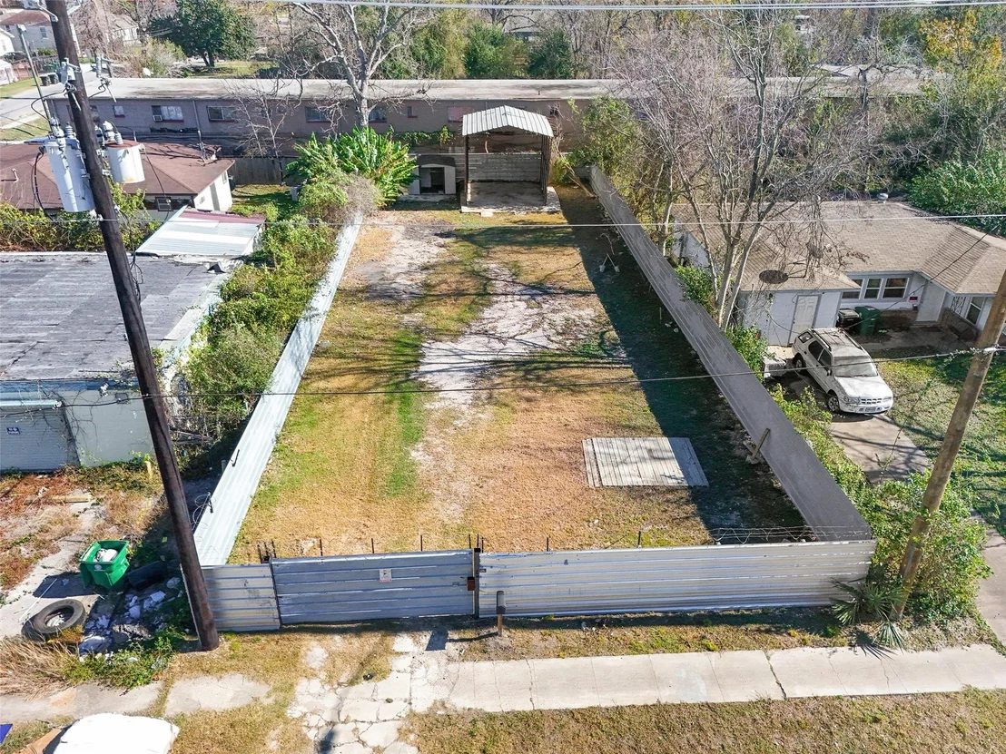 Photo of 3930 Pickfair Street