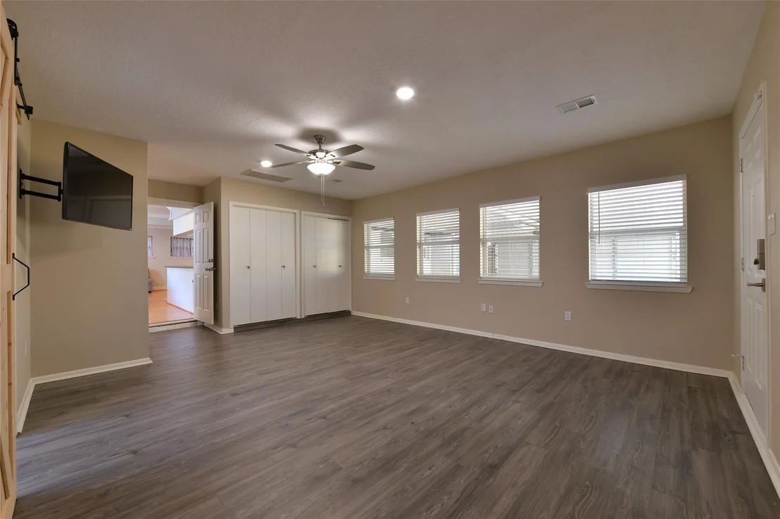 Photo of 4406 Benning Drive