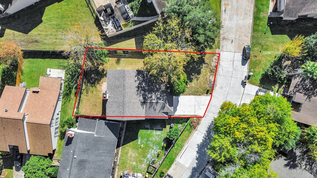 Photo of 2911 Meadowgrass Lane