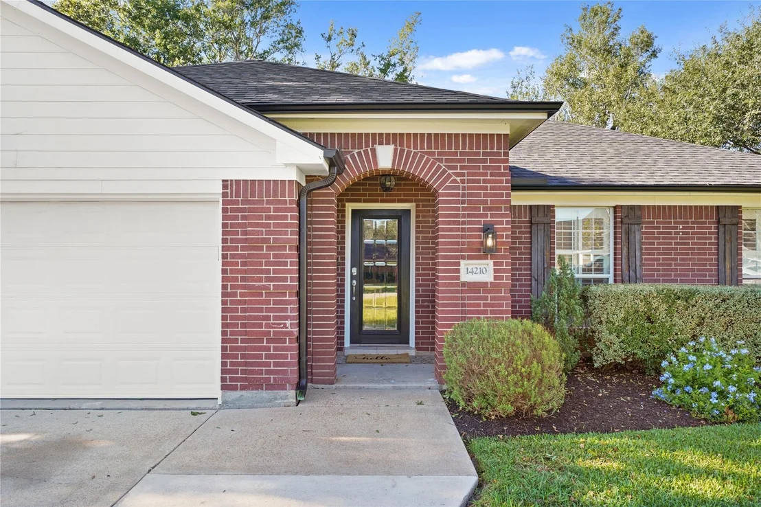 Photo of 14210 Cally Circle
