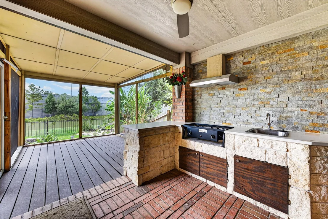 Photo of 3926 Shadow Cove Drive