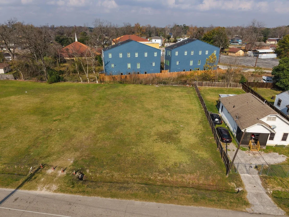 Photo of 950 Granville Drive