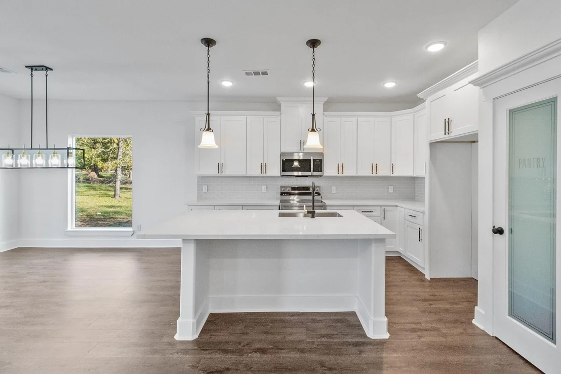 Photo of 419 Echo Lane