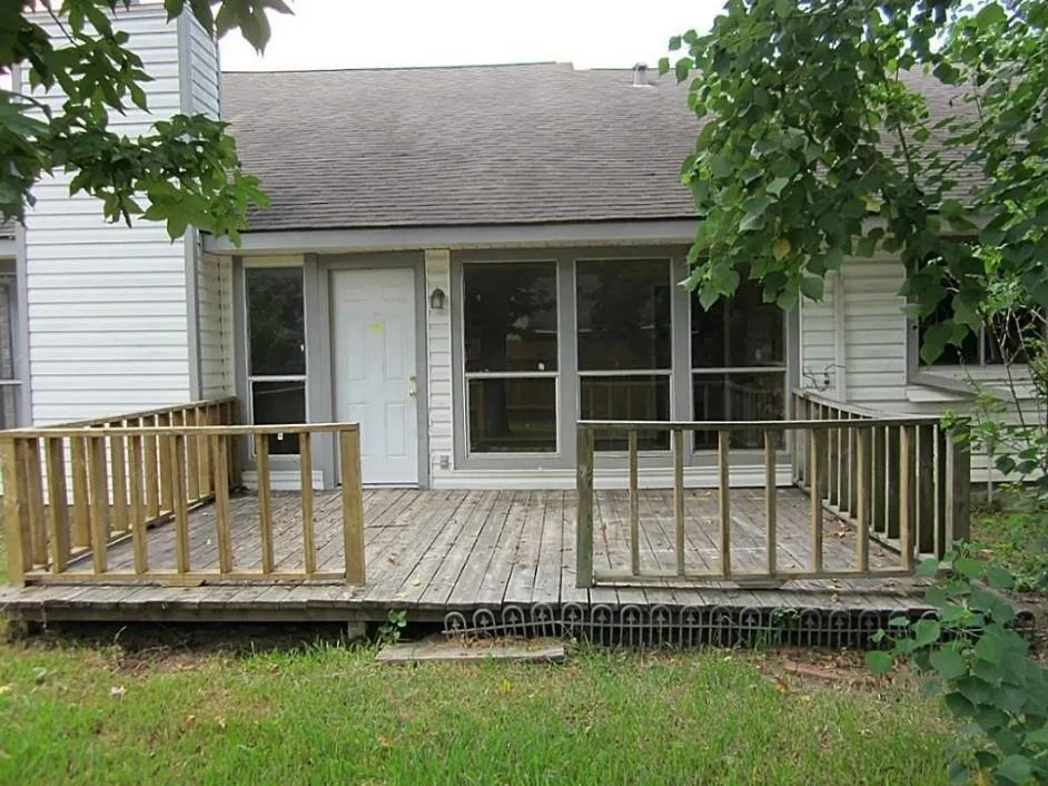 Photo of 2510 Lexington Woods Drive