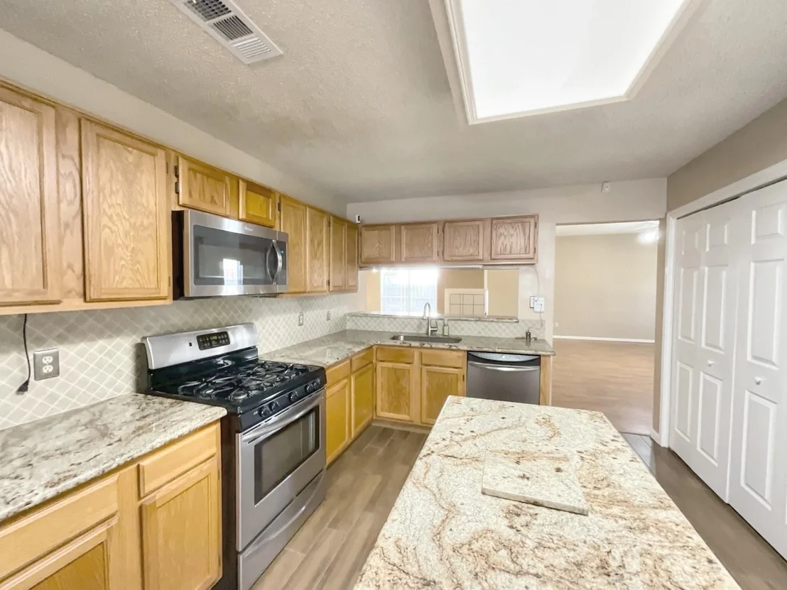 Photo of 18083 Holly Forest Drive