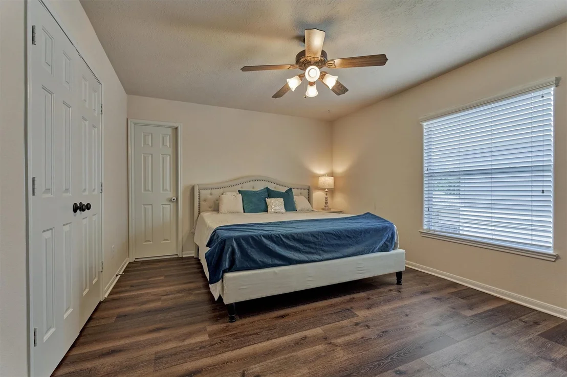 Photo of 6327 Holden Mills Drive