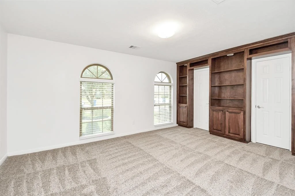 Photo of 6823 Davy Crockett Drive
