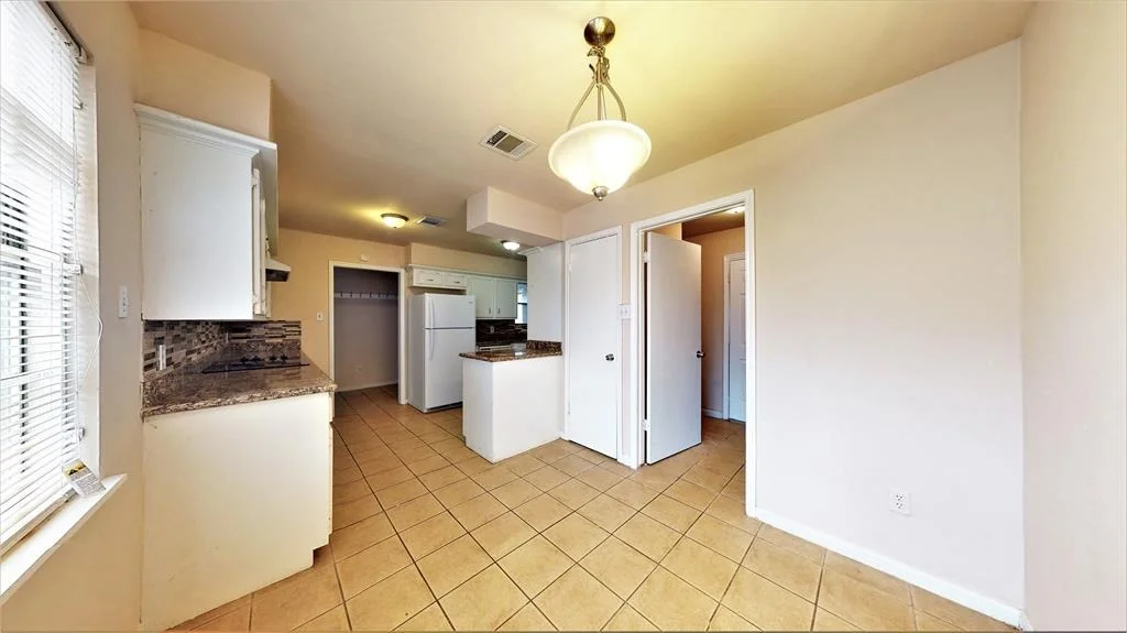 Photo of 7806 Albin Lane