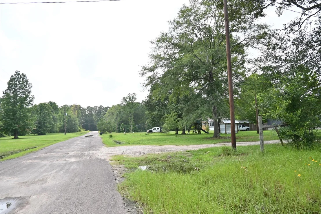 Photo of 183 Road 3817