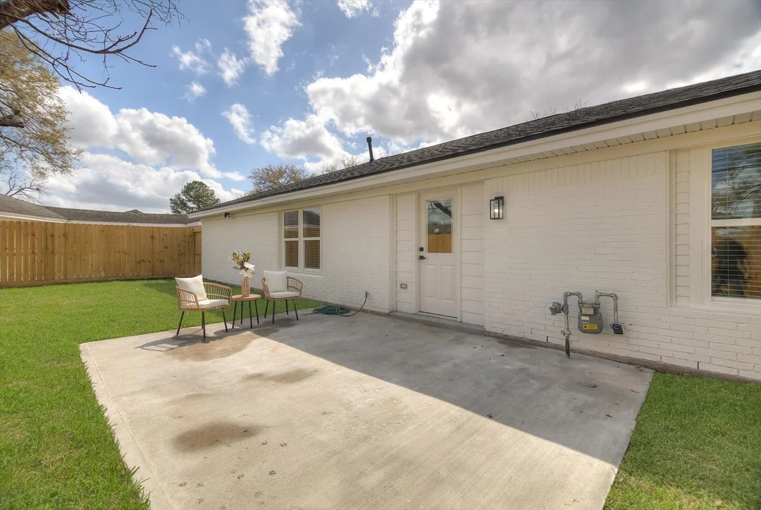 Photo of 5822 Birchmont Drive