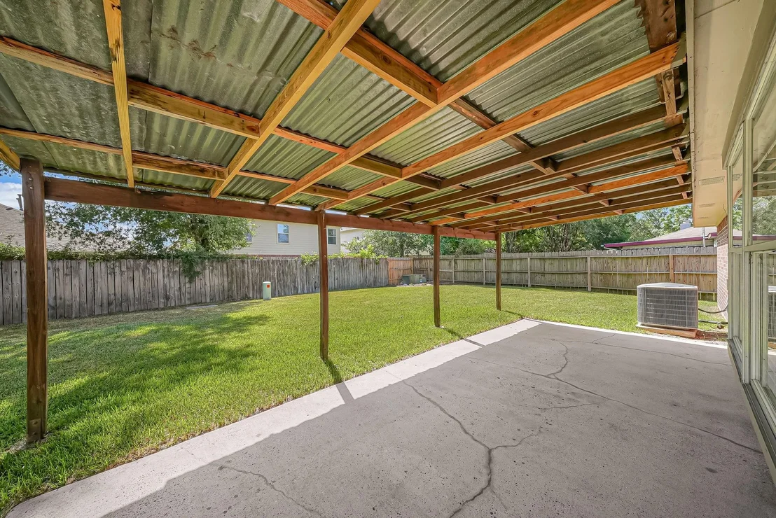 Photo of 16897 Blue Jay Street