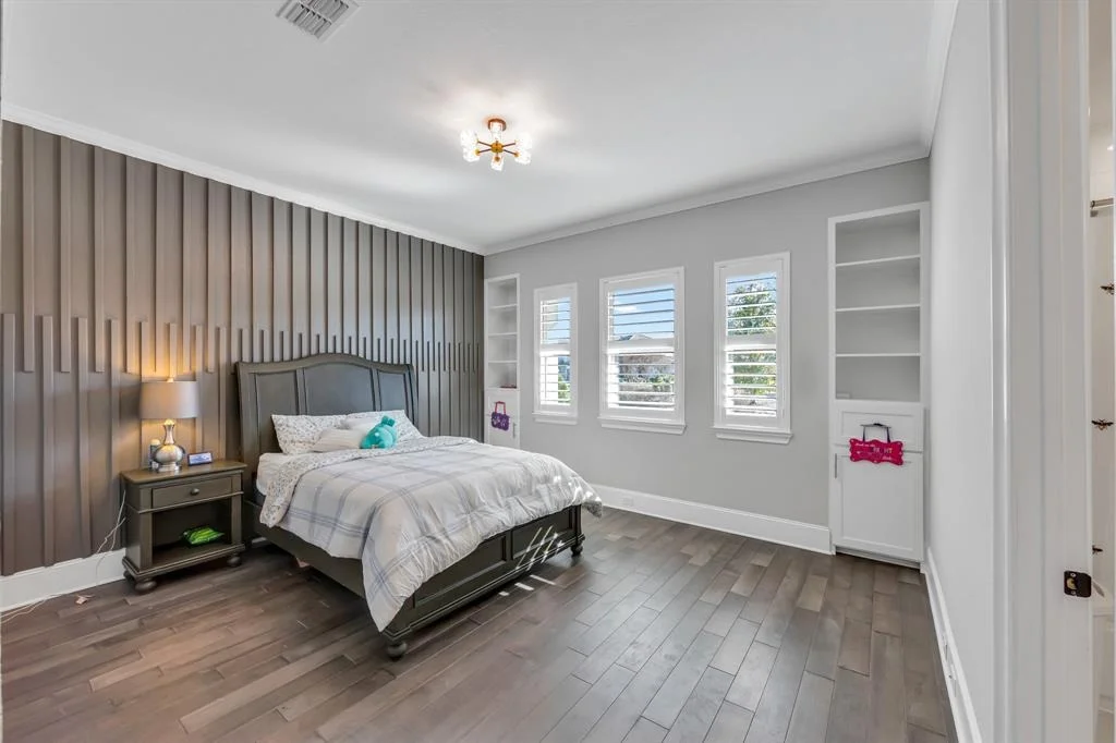 Photo of 19210 Round Prairie Lane