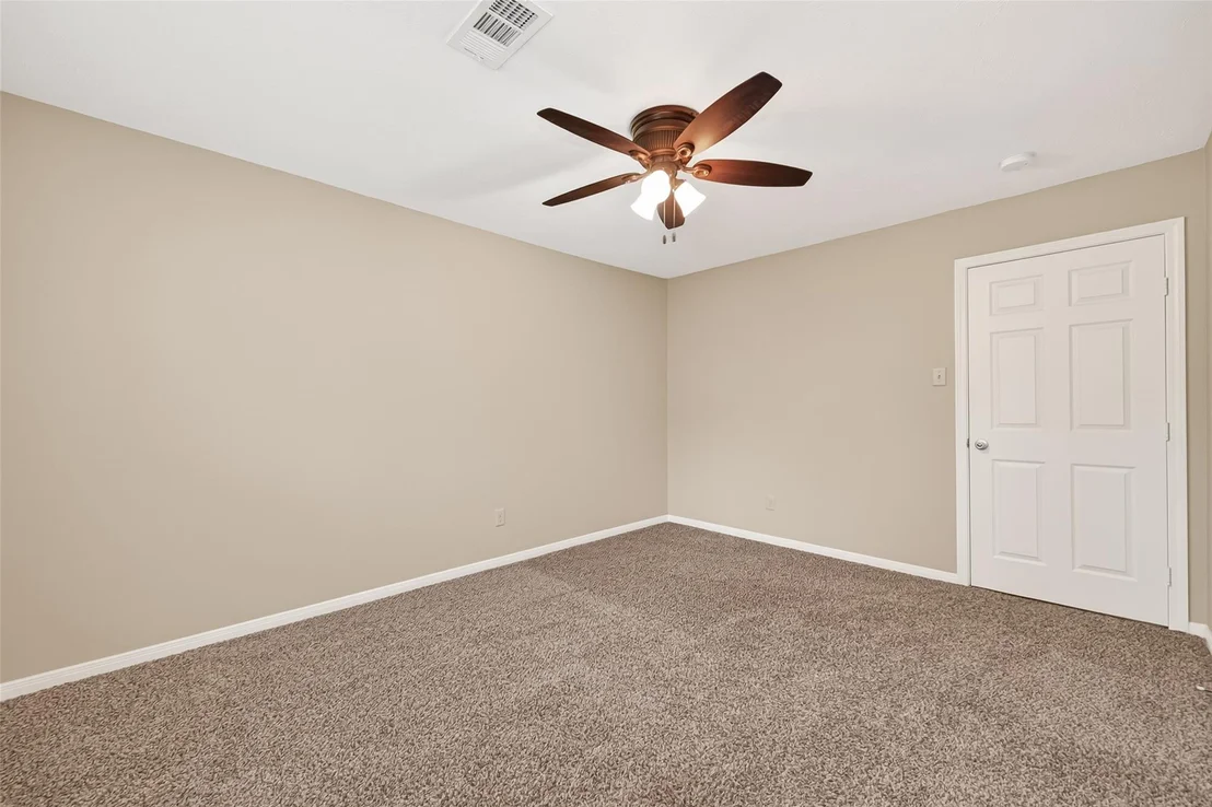 Photo of 2182 Tree Lane