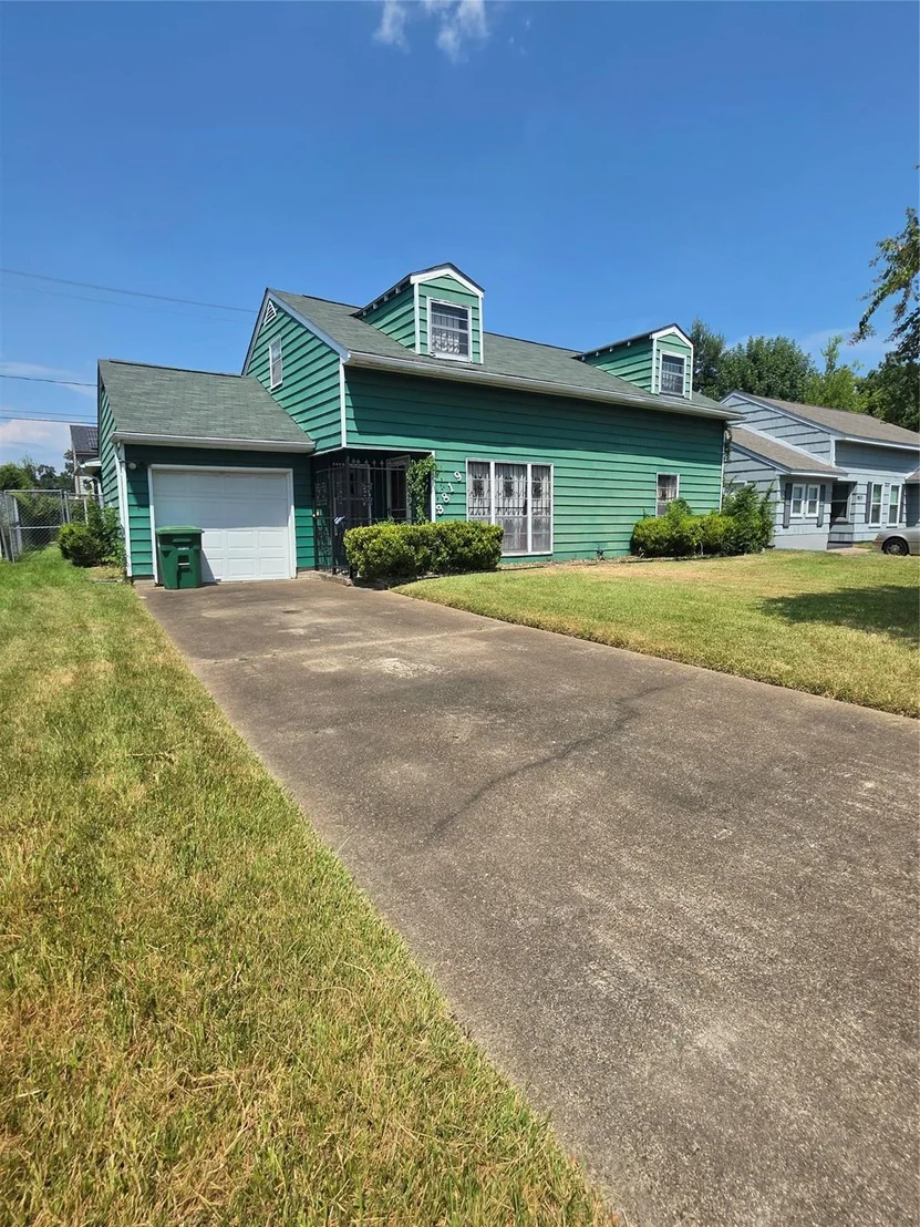 Photo of 3819 Alberta Street