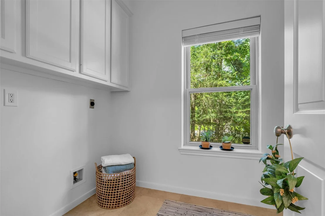 Photo of 118 Quiet Oak Circle