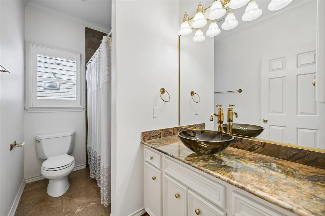Photo of 231 Sugarberry Circle