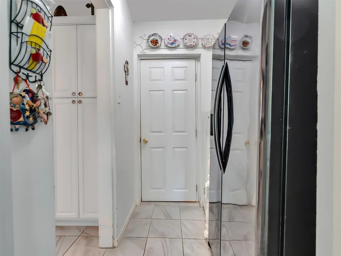 Photo of 905 Bartlett Road