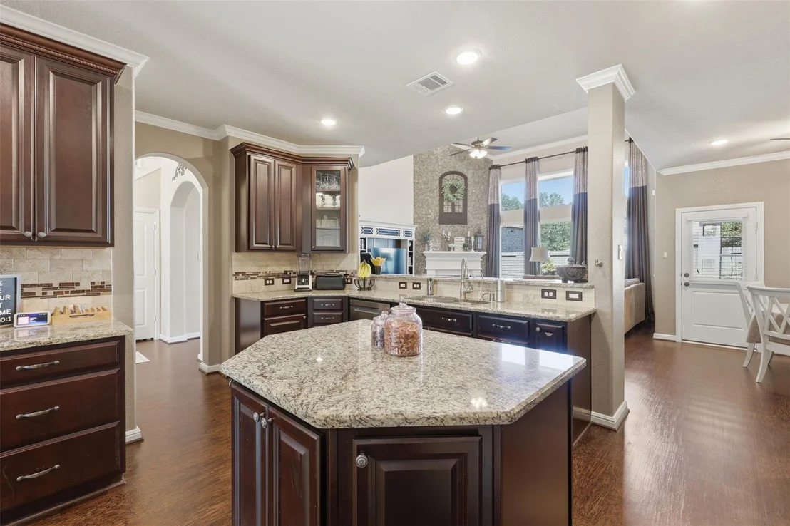 Photo of 27920 Seger Bend Trail