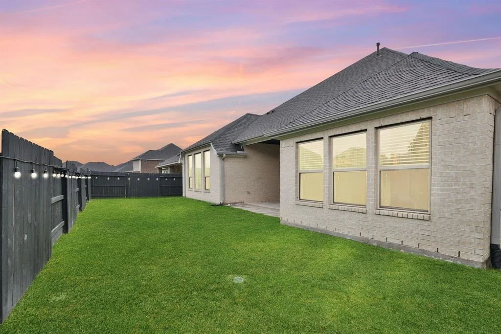 Photo of 10021 Preserve Way