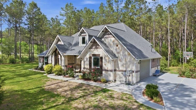 Photo of 15516 Forest Grove Drive