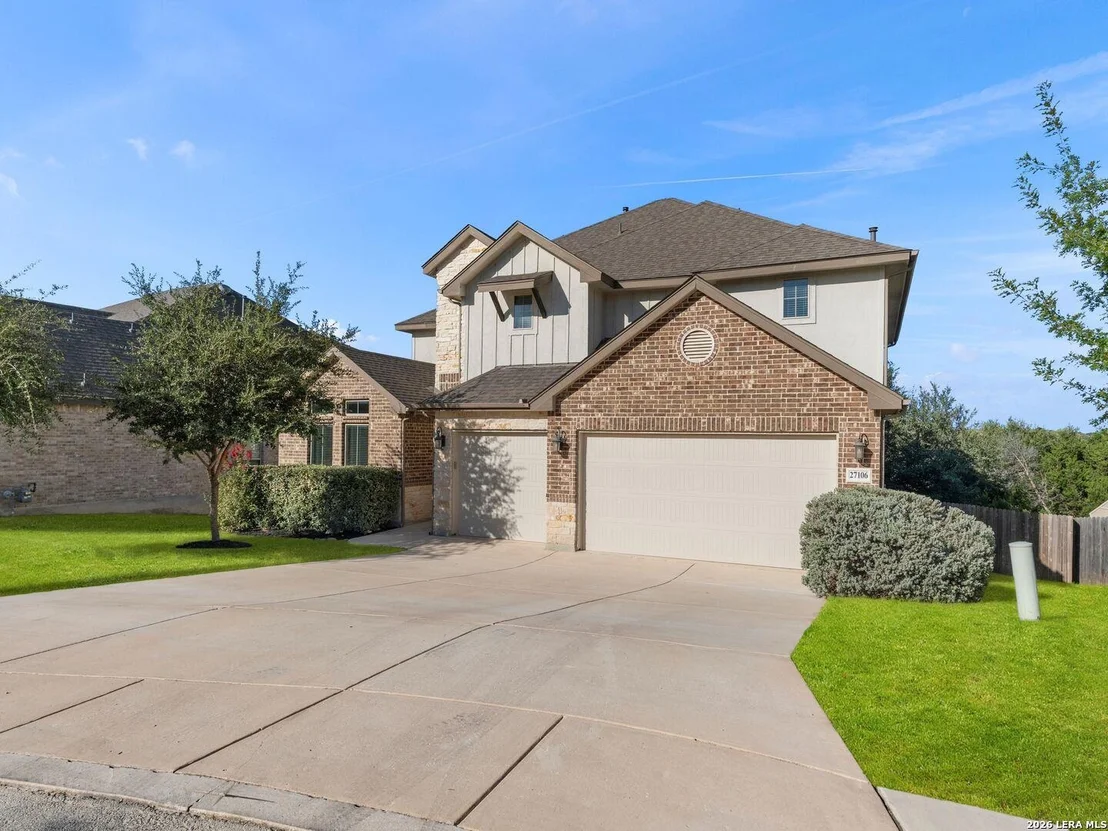 Photo of 27106 Falls Cv