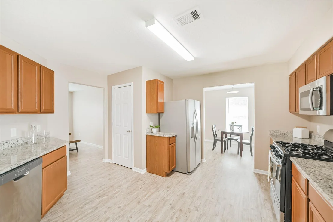 Photo of 16726 Warbler Drive