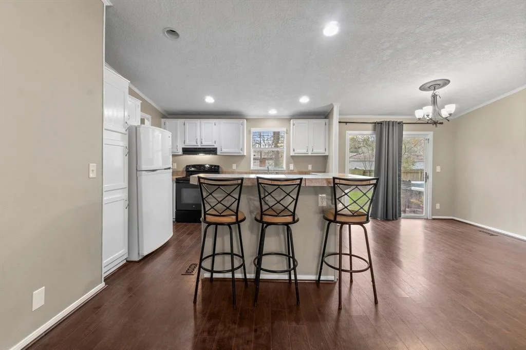 Photo of 16314 Wild Oak Lane
