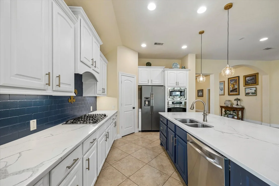 Photo of 10223 Radcliff Lake Drive