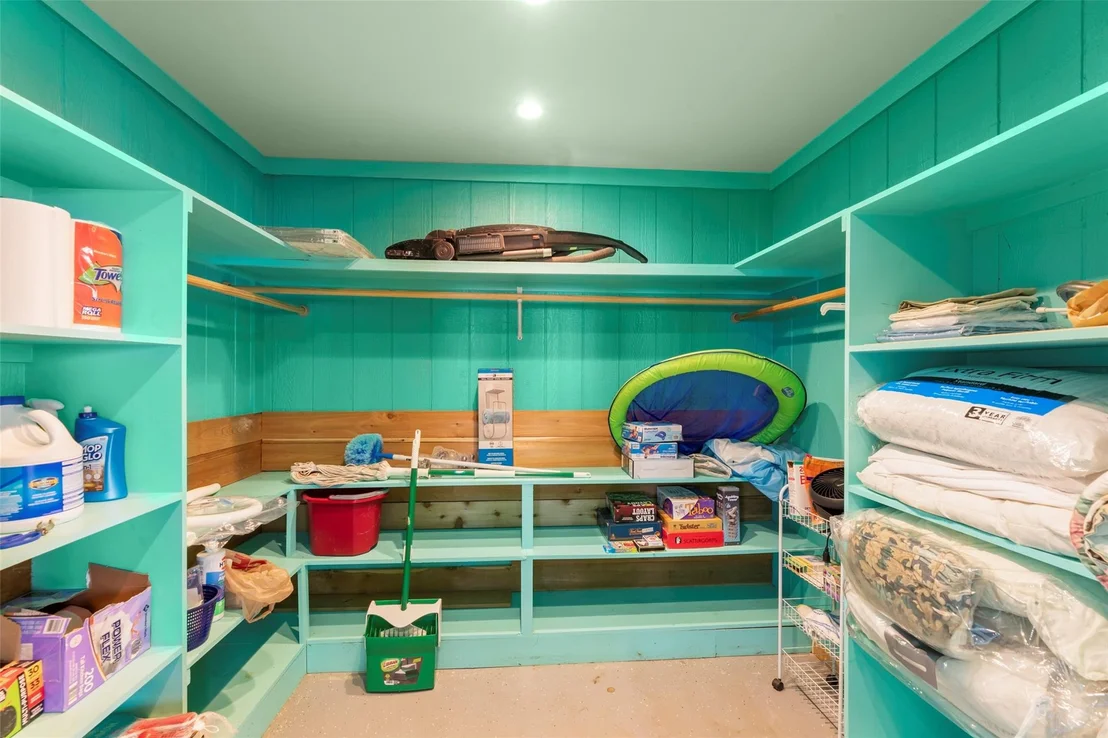 Photo of 742 Bay Drive