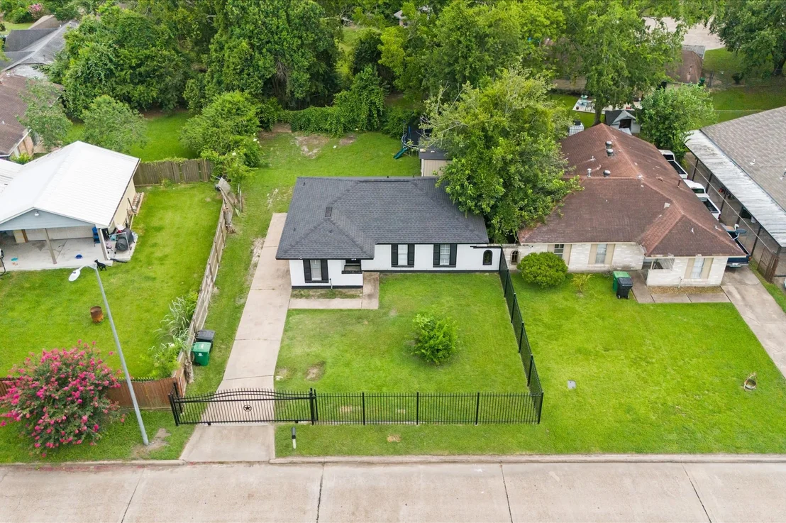 Photo of 6618 Hopper Road