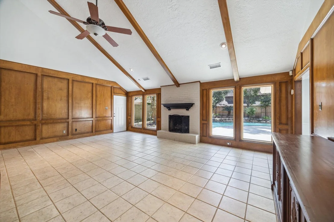 Photo of 3430 Tree Lane