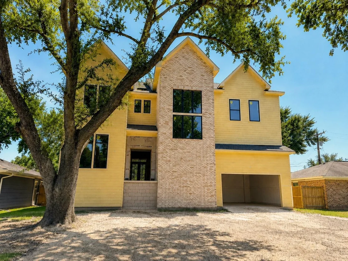 Photo of 2211 Stonecrest Drive