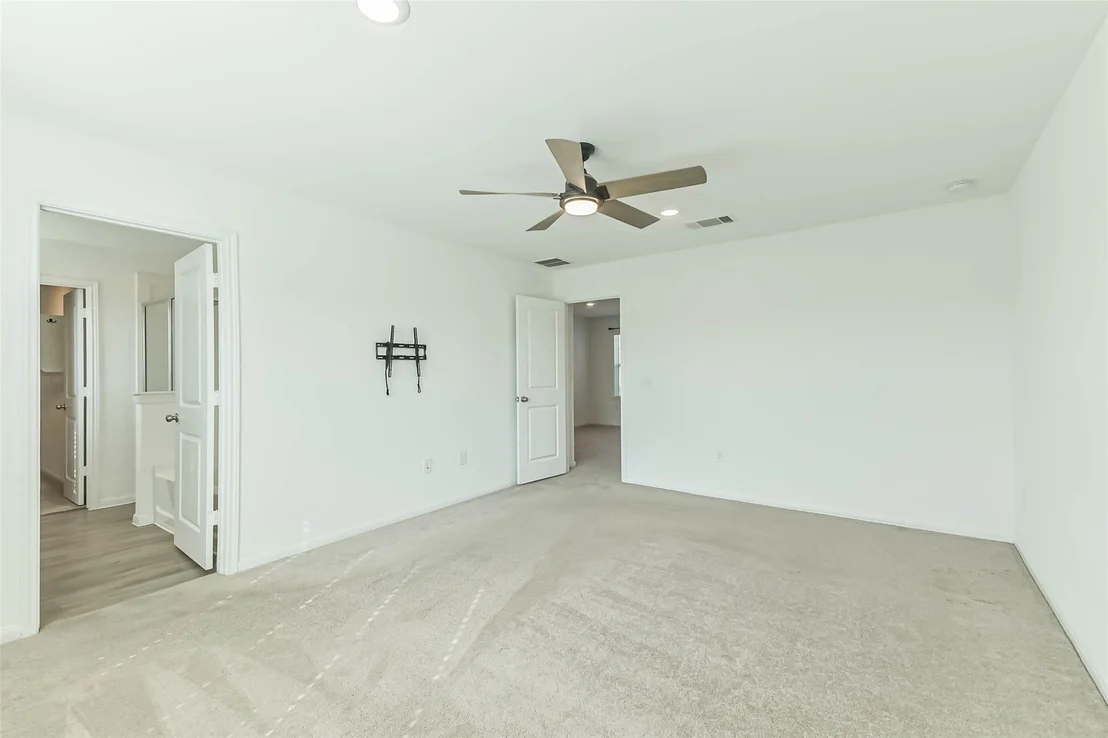 Photo of 25631 Balsamroot Drive