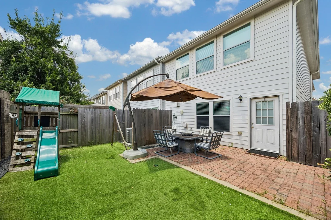 Photo of 1334 Ella Place