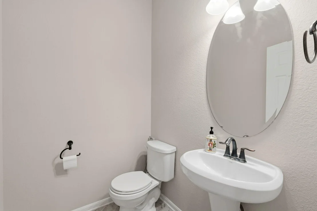 Photo of 6014 Rivergrove Bend Drive