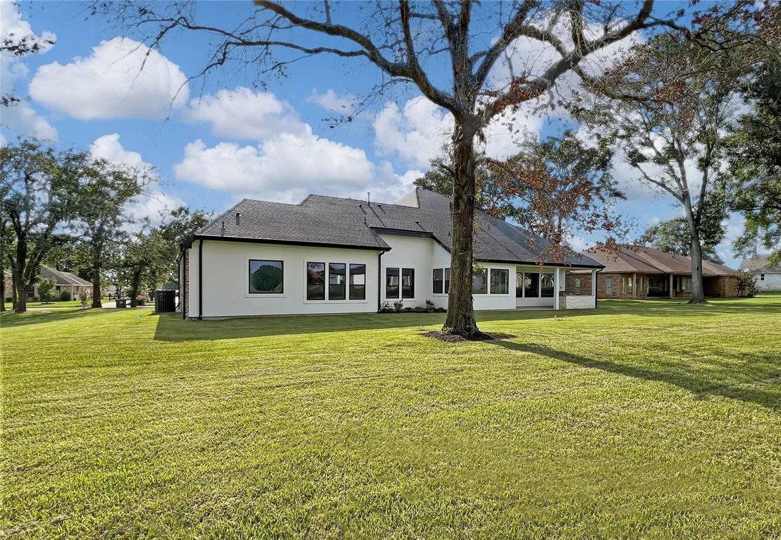 Photo of 210 Hogan Ln