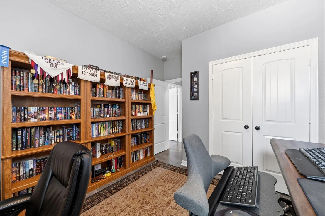 Photo of 25138 Andris Lane