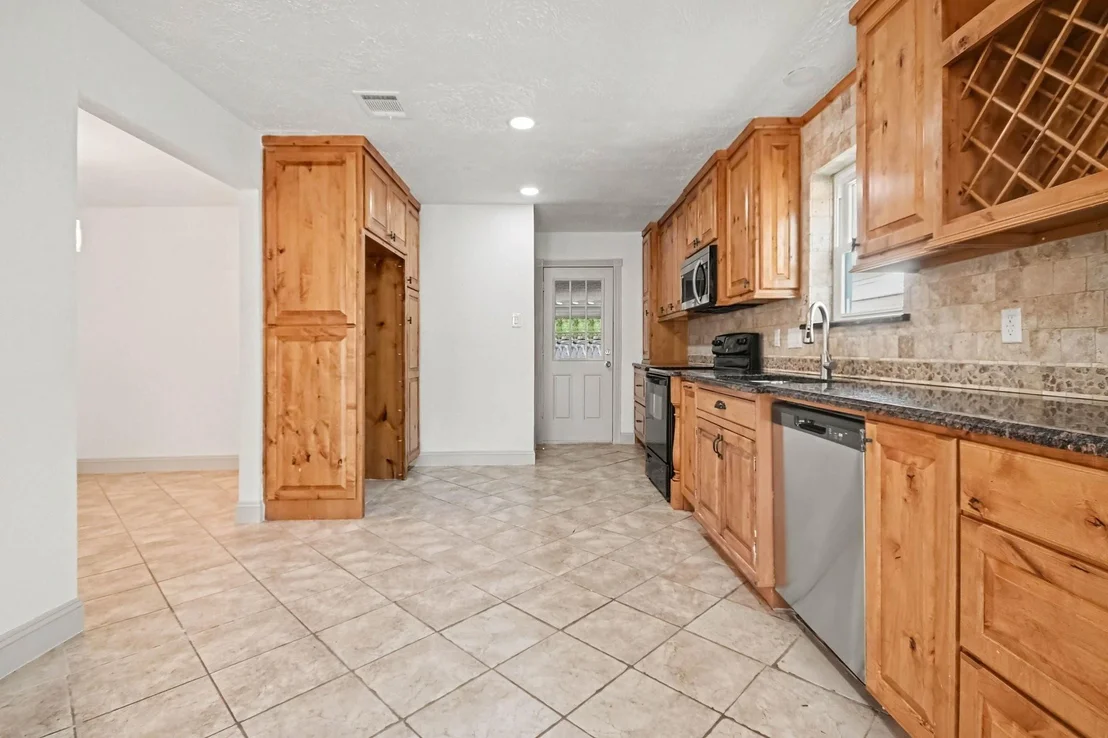 Photo of 4010 Bluebonnet Trail